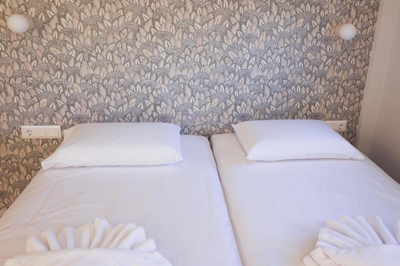 Uphill Unique Boutique Suites مدينة سكياثوس المظهر الخارجي الصورة