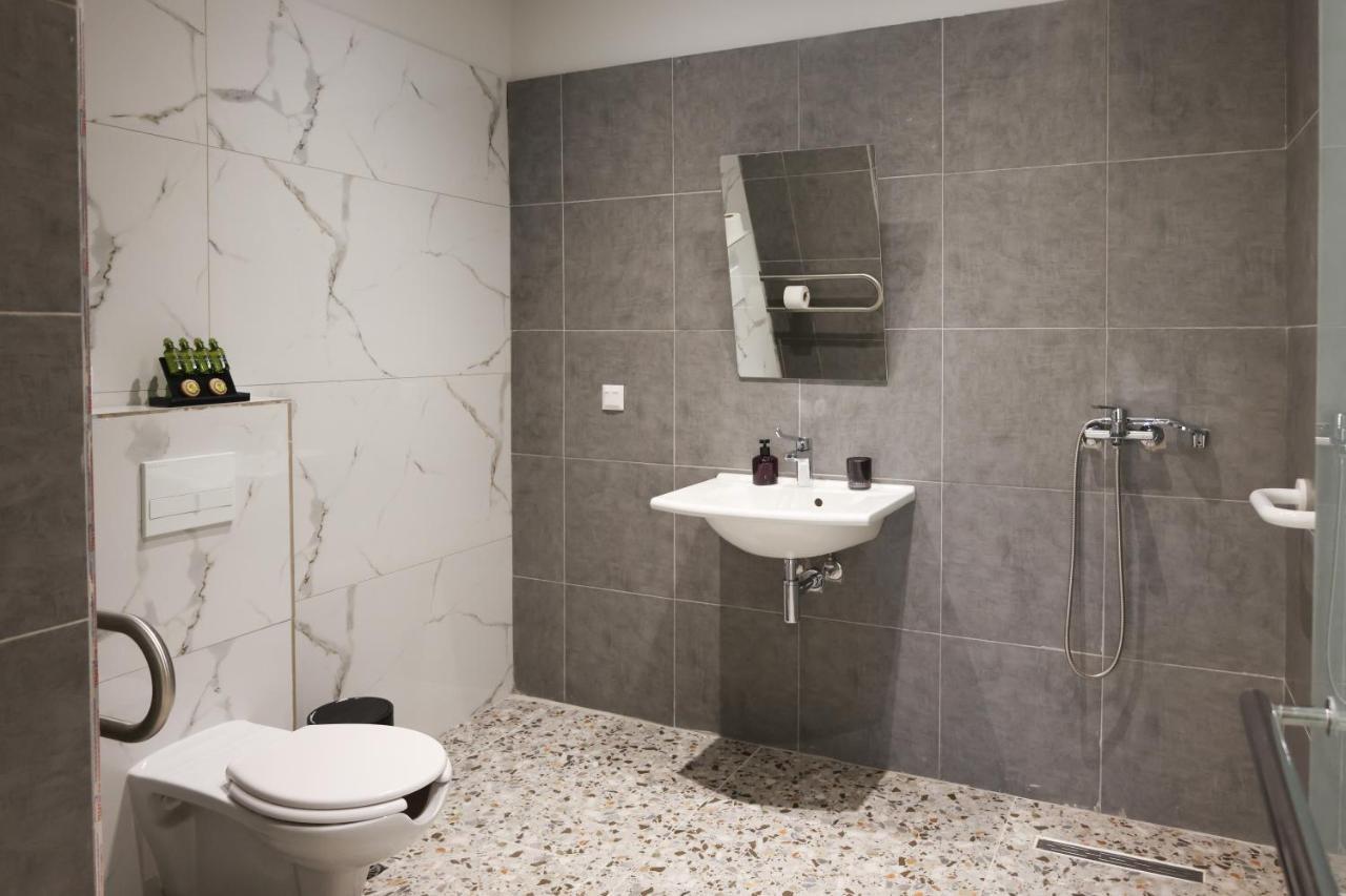 Uphill Unique Boutique Suites مدينة سكياثوس المظهر الخارجي الصورة