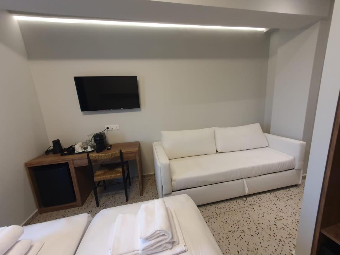 Uphill Unique Boutique Suites مدينة سكياثوس المظهر الخارجي الصورة