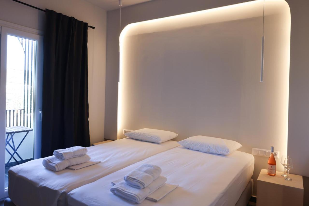 Uphill Unique Boutique Suites مدينة سكياثوس المظهر الخارجي الصورة