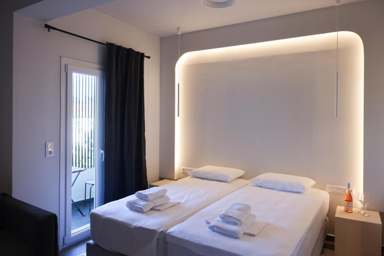 Uphill Unique Boutique Suites مدينة سكياثوس المظهر الخارجي الصورة