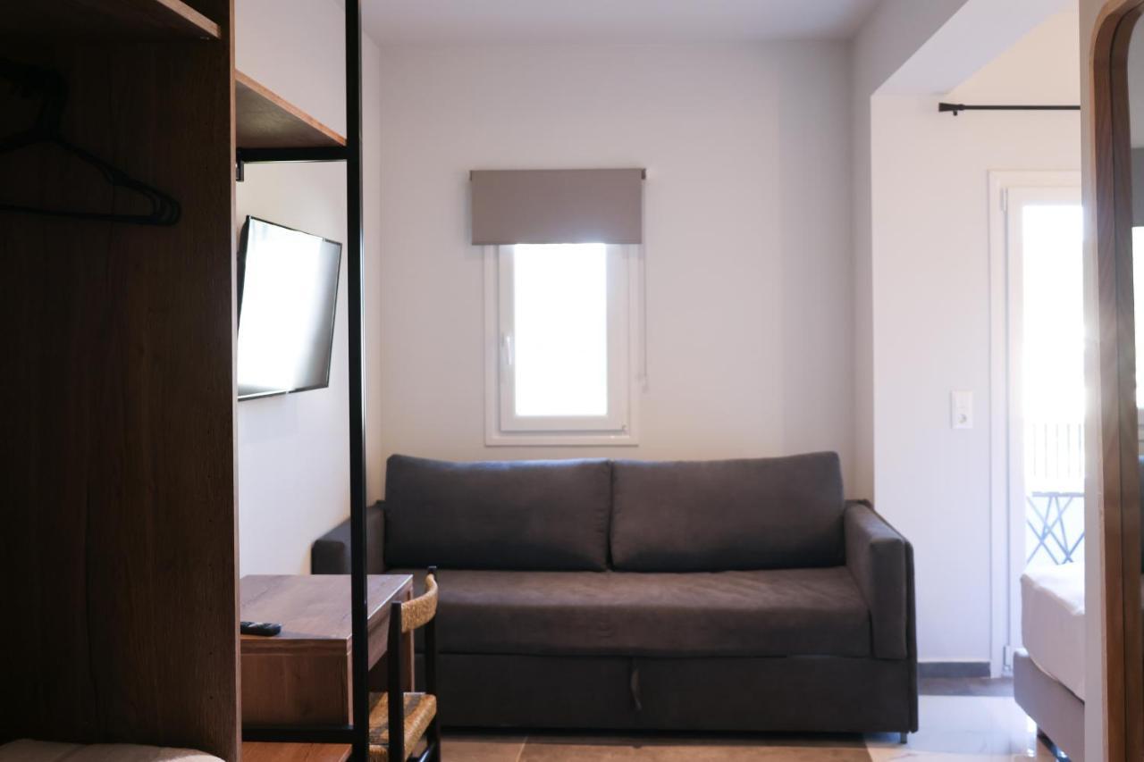 Uphill Unique Boutique Suites مدينة سكياثوس المظهر الخارجي الصورة