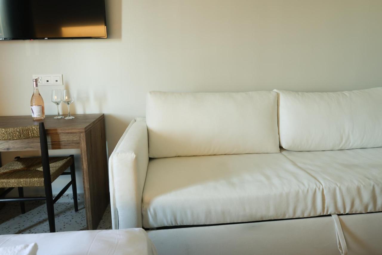 Uphill Unique Boutique Suites مدينة سكياثوس المظهر الخارجي الصورة