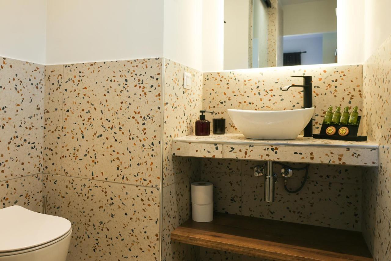 Uphill Unique Boutique Suites مدينة سكياثوس المظهر الخارجي الصورة