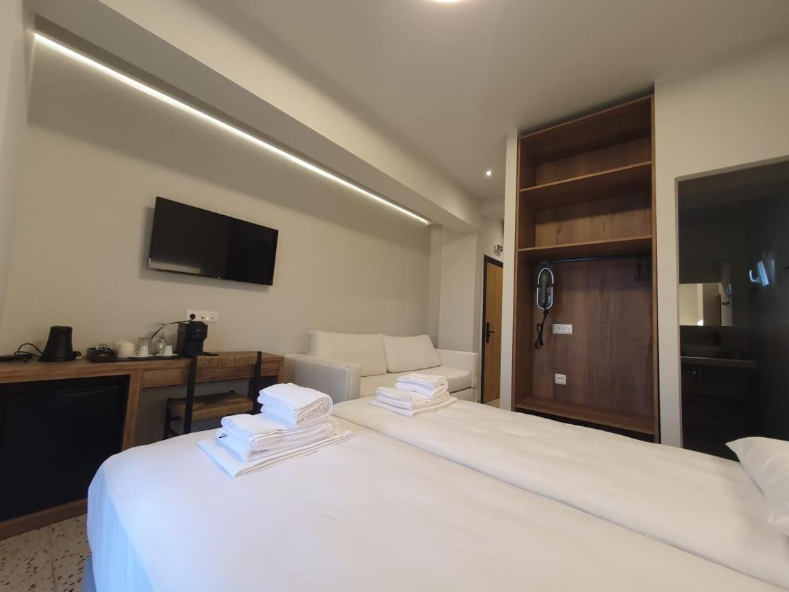 Uphill Unique Boutique Suites مدينة سكياثوس المظهر الخارجي الصورة